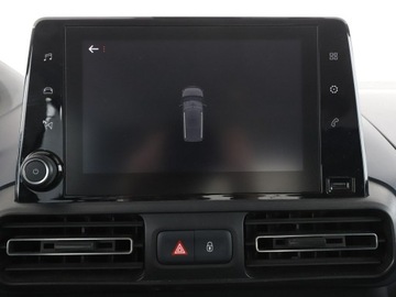 Peugeot Rifter Standard 1.2 PureTech 110KM 2019 Peugeot RIFTER klimatyzacja navi czujniki, zdjęcie 25