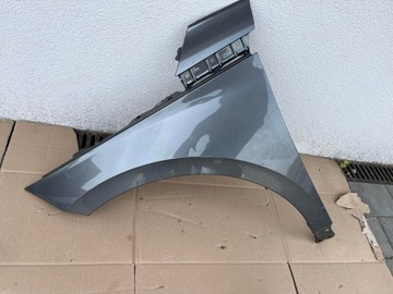 BLATNÍK LEVÝ PŘEDNÍ SKODA ENYAQ PĚKNÝ