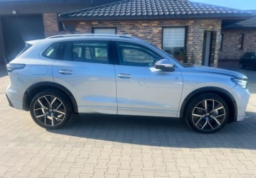 Volkswagen Tiguan III 2025 Volkswagen Tiguan Tiguan, R-Line, LED, Wirtual kokpit, Radar, Kamera 2.0, zdjęcie 2