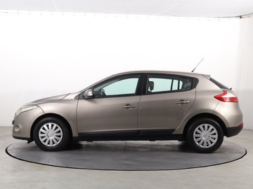 Renault Megane III Hatchback 1.9 dCi 130KM 2009 Renault Megane 1.9 dCi, Klima, Klimatronic, zdjęcie 2