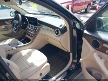 Mercedes GLC C253 2021 Mercedes-Benz GLC 2021r, 300, 2.0L, 4x4 2.0 Benzyna 255KM, zdjęcie 8