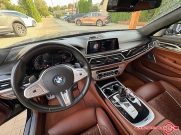 BMW Seria 7 G11-G12 Sedan Facelifting 4.4 750i 530KM 2021 BMW Seria 7 750 LI Xdrive Auto Punkt 4.4 Benzyna 530KM, zdjęcie 10