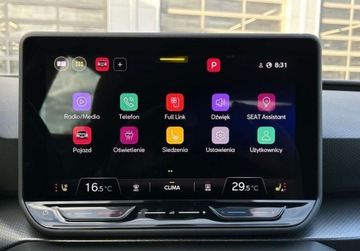 Seat Leon IV Hatchback 1.5 EcoTSI 150KM 2024 Seat Leon Sportstourer Style Pakiety, Wirtualny kokpit, Podgrzewane fotele, zdjęcie 24
