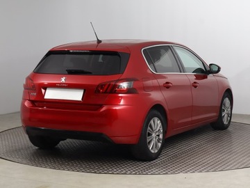 Peugeot 308 II Hatchback Facelifting 1.2 PureTech 130KM 2019 Peugeot 308 1.2 PureTech, Salon Polska, zdjęcie 4