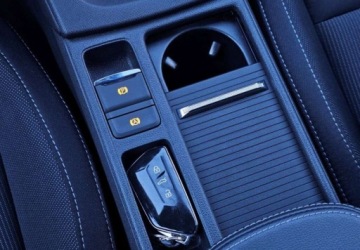 Skoda Octavia IV Liftback 1.5 TSI EVO 150KM 2023 Skoda Octavia Czarna Perla - Sportowe fotele - Top LED Matrix - ACC 210 km, zdjęcie 13