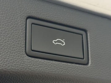 Volkswagen Arteon Fastback Facelifting 2.0 TDI 200KM 2022 Volkswagen Arteon Shooting Brake 2.0 TDI 4Motion R-Line DSG 200KM, Serwis, zdjęcie 33