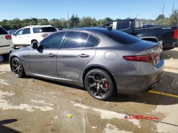 Alfa Romeo Giulia II Sedan 2.0 TBi 280KM 2019 Alfa Romeo Giulia 2019 r., 2,0L TI AWD 2.0 Benzyna 280KM, zdjęcie 3