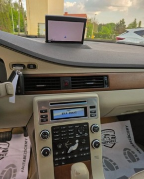 Volvo V70 III 2008 Volvo V70 SUMMUM 3,2 R6 Wentylowane fotele Navi 3.2 Benzyna 238KM, zdjęcie 32