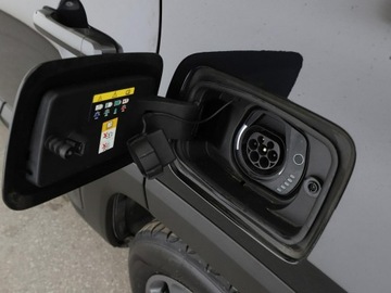 Jeep Renegade SUV Plug-In Seria 2/3 1.3 Turbo 4xe PHEV 190KM 2021 Jeep Renegade PHEV Limited niski przebieg 4xe, zdjęcie 37