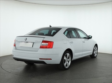 Skoda Octavia III Liftback Facelifting 1.6 TDI 115KM 2019 Skoda Octavia 1.6 TDI, Salon Polska, zdjęcie 4