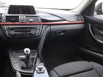 BMW Seria 3 F30-F31-F34 Touring 2.0 320d 184KM 2013 BMW 3 320 d, 181 KM, Navi, Klima, Klimatronic, zdjęcie 7
