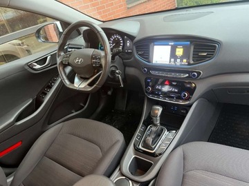 Hyundai IONIQ 2017 Hyundai IONIQ 1.6 Hybryda 105 KM automat zarej w PL zadbany zamiana, zdjęcie 6