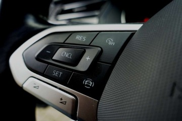 Volkswagen Passat B8 Variant Facelifting 1.5 TSI EVO 150KM 2021 Volkswagen Passat DSG, EVO Essence, 2021, 1.5 TSI 150KM, BDB, FV23 1.5, zdjęcie 12