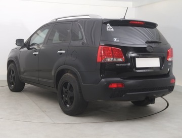 Kia Sorento II SUV 2.0 CRDi 150KM 2011 Kia Sorento 2.0 CRDI, 7 miejsc, Navi, Klima, zdjęcie 3
