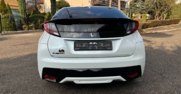Honda Civic IX Hatchback 5d Facelifting 1.4 i-VTEC 100KM 2016 Honda Civic Wyjatkowa Honda Civic 98 tys km 1.4 Benzyna 100KM, zdjęcie 3