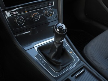 Volkswagen Golf VII Hatchback 3d Facelifting 1.5 TSI BMT 130KM 2018 Volkswagen Golf rata brutto od 799 zł / m-c Kli, zdjęcie 22