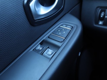 Renault Clio IV Hatchback 5d ENERGY dCi 90KM 2016 Renault Clio 1.5 dCi, Salon Polska, Klima, zdjęcie 12