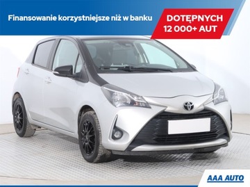 Toyota Yaris III Hatchback 5d Facelifting 2017 1.5 Dual VVT-iE 111KM 2018 Toyota Yaris 1.5 Dual VVT-i, Salon Polska