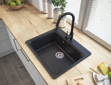 ТРУБКА С АККУМУЛЯТОРОМ С ВЫДВИЖНЫМ НОСИКОМ, ЧЕРНАЯ