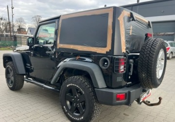 Jeep Wrangler III Unlimited Facelifting 2.8 DOHC I-4 Turbo CRD 200KM 2013 Jeep Wrangler 2.8 Diesel 200 KM 4XX4 Klimatyzacja Kabrio 2.8 Diesel 200KM, zdjęcie 2