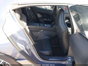 Aston Martin Rapide I 2015 Aston Martin Rapide S 2015 6.0l 6.0 Benzyna 552KM, zdjęcie 13