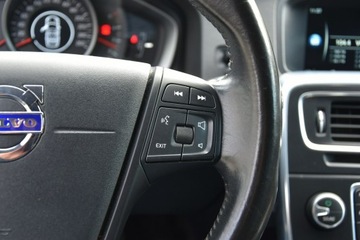 Volvo V60 I Kombi Facelifting 2.0 D2 DRIVE-E 120KM 2015 Volvo V60 2.0d 120KM Manual 2015r. LED NAVi TEMPOM, zdjęcie 25