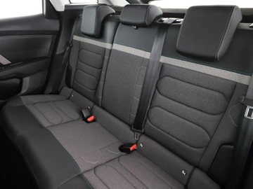 Citroen C4 III SUV 1.2 PureTech 130KM 2024 Citroen C4 full LED virtual cocpit kamera i, zdjęcie 16