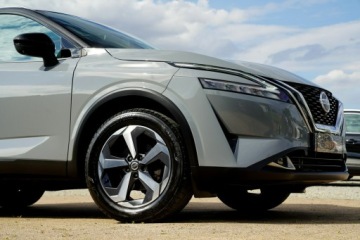 Nissan Qashqai III Crossover 1.3 DIG-T MHEV 158KM 2023 Nissan Qashqai TEKNA+ SKÓRA nawi 4 KAMERY line, zdjęcie 4