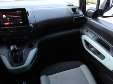 Citroen Berlingo III Osobowy M 1.2 PureTech 110KM 2019 Citroen Berlingo 1.2 PureTech, Salon Polska, zdjęcie 7