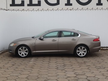 Jaguar XF I Sedan 2.7 BiTurbo D 207KM 2008 Jaguar XF 2.7 D, 203 KM, Automat, Navi, Xenon, zdjęcie 2