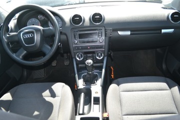 Audi A3 8P Hatchback 3d 1.6 TDI 105KM 2011 Audi A3 zarejestrowana, zdjęcie 11