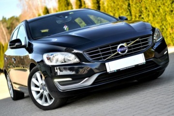 Volvo V60 I Kombi Facelifting 2.0 D3 136KM 2014 Volvo V60 2.0 D3 5-Cylindrów Lift Digital Led, zdjęcie 27