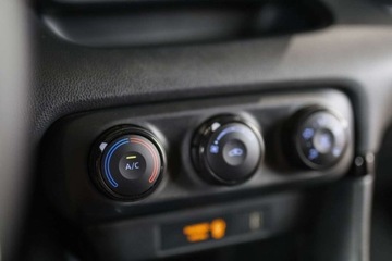 Toyota 2022 Toyota Yaris 1.0 Active Benzyna 72KM, zdjęcie 25