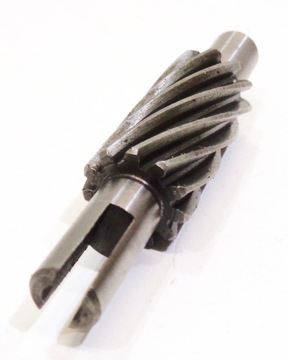 ПРОТИВОПРИВОДНОЙ ВАЛ, ВИНТ С ВТУЛКАМИ JUNAK M10