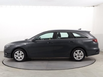 Kia Ceed III Kombi Facelifting 1.5 T-GDI 160KM 2022 Kia Ceed 1.5 T-GDI, Salon Polska, 1. Właściciel, zdjęcie 2