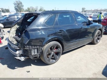 Bentley Bentayga 2021 Bentley Bentayga BENTLEY BENTAYGA, silnik 4.0, 44, od ubezpieczyciela 4.0, zdjęcie 3