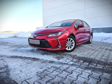 Toyota Corolla XII Sedan 1.8 Hybrid 122KM 2020 Toyota Corolla Toyota Corolla 1.8 Hybrid Comfort Czujniki przod tyl VAT 23, zdjęcie 3