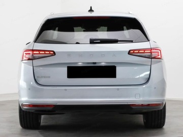 Skoda Superb IV Kombi 2.0 TDI 193KM 2025 SKODA Superb L&amp;K 2.0 TDI DSG 4x4 Combi 193KM 2025, zdjęcie 5