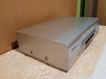 PHILIPS VR140