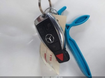 Mercedes Klasa C W205 2017 Mercedes-Benz Klasa C 2017 MERCEDES-BENZ C 300 2.0 Benzyna 241KM, zdjęcie 14