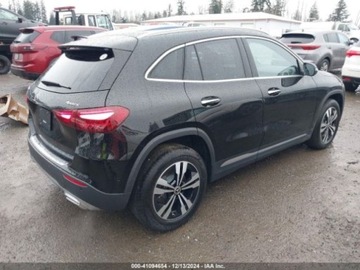 Mercedes GLA II 2024 Mercedes-Benz GLA 250, 2024r., 4x4, 2.0L 2.0 Benzyna 221KM, zdjęcie 2