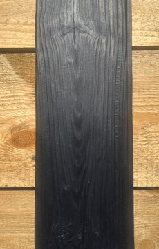 Обожженная доска Shou Sugi Ban - ель скандинавская.