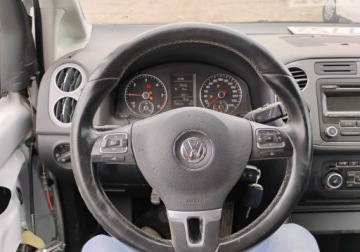 Volkswagen Golf Plus II 2013 Volkswagen Golf Plus 2013r, 1.6 TDI. Lekko uszkodzony lewy bok. Jezdzi., zdjęcie 10