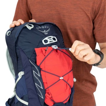 Мужской походный рюкзак TALON 11 S/M Osprey - черный