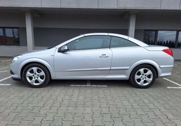 Opel Astra H Cabrio 1.8 ECOTEC 140KM 2009 Opel Astra Opel Astra Twin Top 1.8 Cosmo, zdjęcie 17