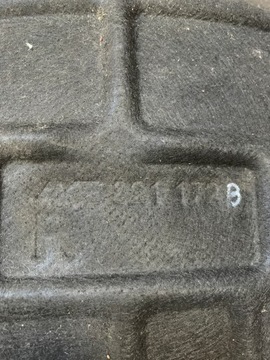 AUDI E-TRON 4KE PODBĚH PRAVÉ PŘEDNÍ OE 4KE821172B 65 KM