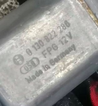 FORD GALAXY III 15-23R - MECHANIZMUS OKNO PRAVÝ PŘEDNÍ 0130822286