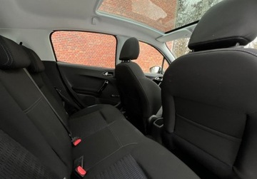 Peugeot 208 I Hatchback 5d Facelifting 1.2 PureTech 82KM 2015 Peugeot 208 Klima Bluetooth Alu Gwarancja w cenie Warszawa VFVV 1.2 82KM, zdjęcie 15