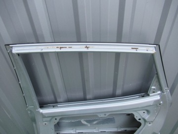 HYUNDAI ix20 DRZWI PRAWY TYŁ ORYGINAŁ SREBRNE