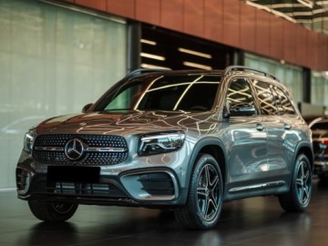 Mercedes GLB SUV 1.3 200 163KM 2025 MERCEDES-BENZ GLB 200 AMG Line Suv 1.3 (163KM) 2025, zdjęcie 1